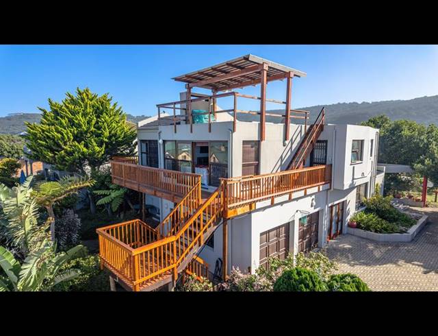 5 BEDROOM HOUSE FOR SALE IN HERSHAM